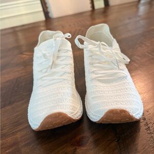 Danskin Bloom Vegan White Sneakers